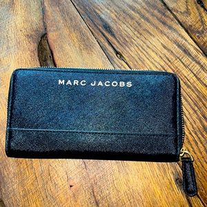Marc Jacobs wallet